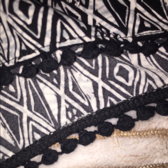 Tribal/ Aztec pattern soft shorts - Picture 2 of 3